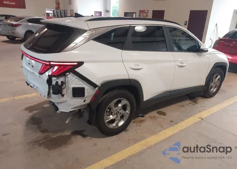 2022 Hyundai Tucson Sel z USA, uszkodzony, nr VIN 5NMJB3AE9NH074230